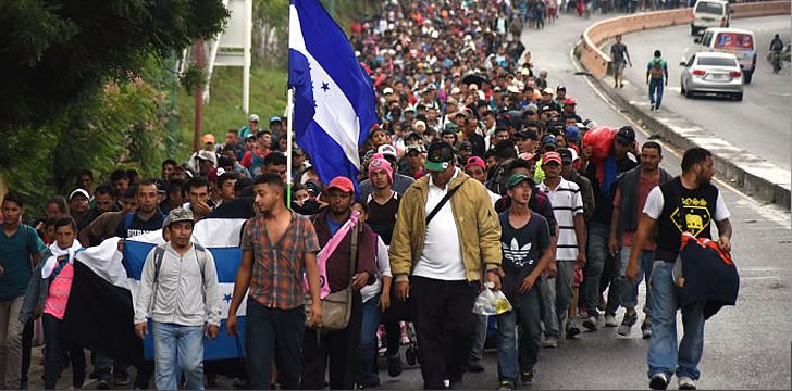 Migrant Caravan Continues North, Defying Mexico and U.S.